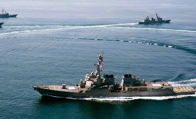 Nga triển khai hạm đội bám sát tàu Mỹ tập trận cùng Ukraine