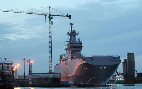 Pháp ngừng bàn giao tàu chiến tới Nga