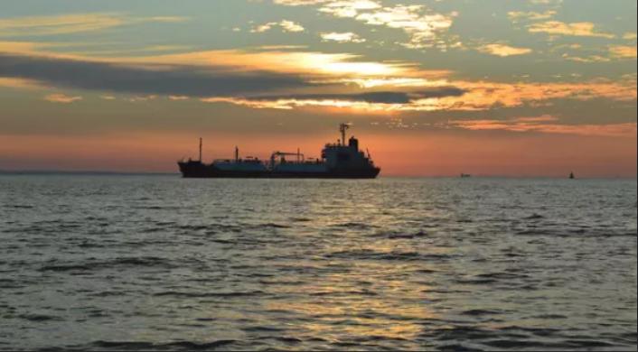 London âm mưu tổ chức cuộc đột kích lớn chống Nga với tàu chở dầu