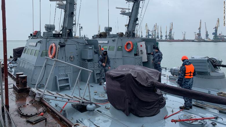 Dè chừng Nga, Ukraine chạy đua nâng cấp hải quân