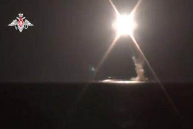 Nga lần đầu tiên phóng tên lửa siêu thanh Zircon từ tàu ngầm hạt nhân
