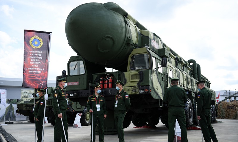 Nga sẽ cung cấp vũ khí, khí tài quân sự cho Lào