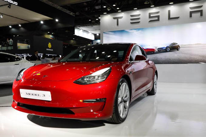 Lợi nhuận Tesla tăng gấp hơn 10 lần sau 1 năm