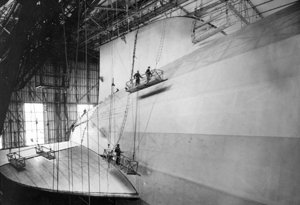Ảnh hiếm trước và sau “thảm họa Titanic trên không” Hindenburg