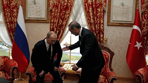 TT Erdogan mời “bạn thân” Putin đến nhà hàng cá nổi tiếng ở Istanbul