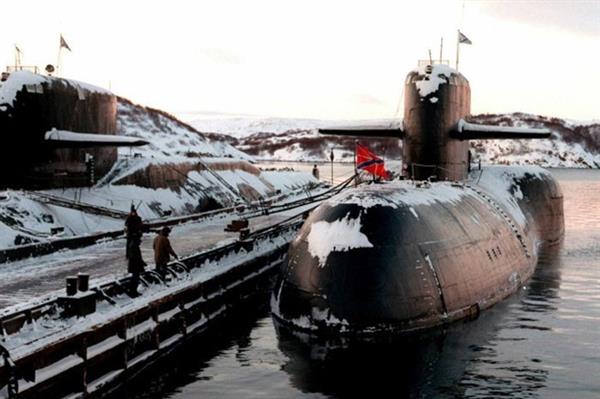 Nga mất 2 anh hùng, 7 đại tá trong vụ cháy tàu ngầm