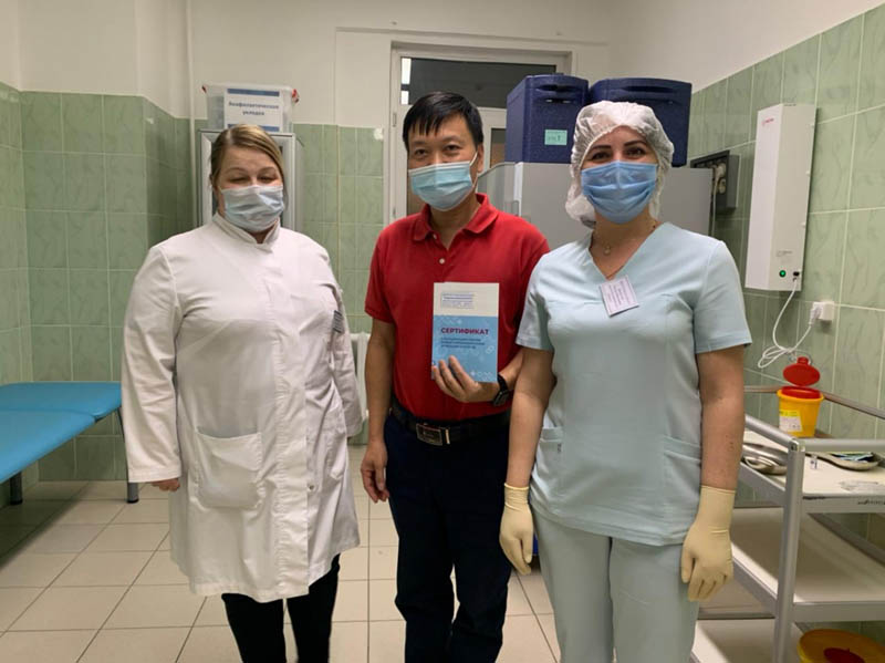 Người Việt Nam tại Nga hưởng ứng việc tiêm vaccine ngừa Covid-19
