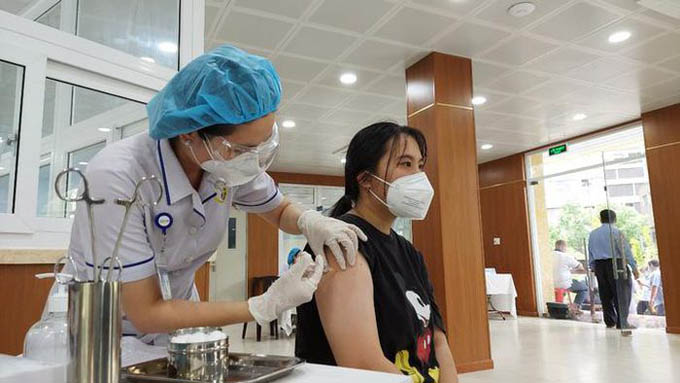 TP HCM dự kiến tiêm vắc-xin Covid-19 thí điểm cho trẻ vào ngày 27-10