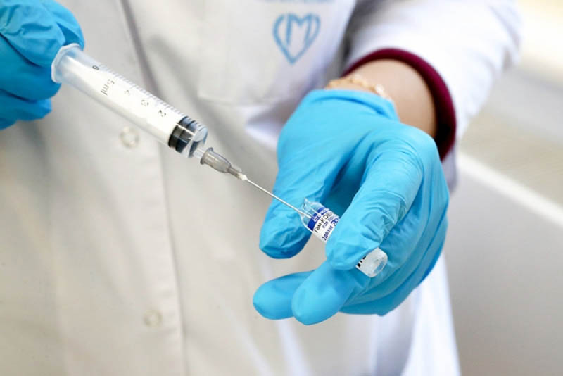 Nga sẽ tiêm vaccine ngừa Covid-19 cho thanh thiếu niên cuối năm nay