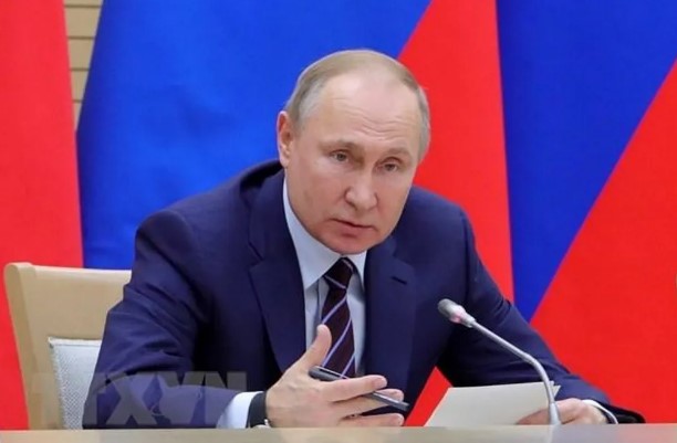 Tổng thống Nga Vladimir Putin đến Kazakhstan dự hội nghị CICA