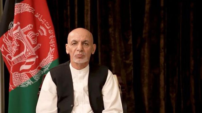 Cựu tổng thống Afghanistan xin lỗi người dân vì ra nước ngoài