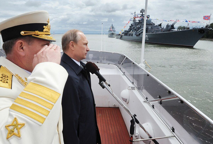 Ông Putin tuyên bố: Hải quân Nga sẽ có hệ thống vũ khí tấn công siêu thanh