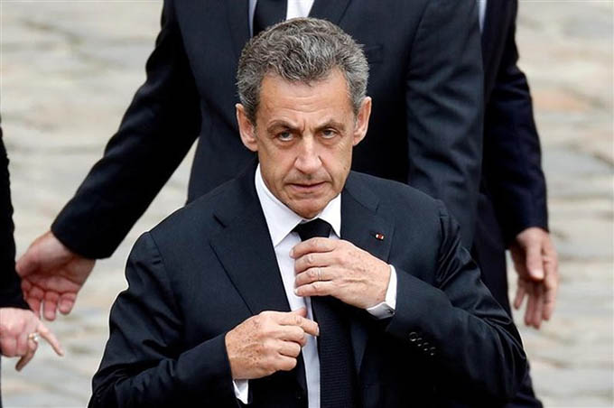 Cựu Tổng thống Pháp Sarkozy bị tuyên án một năm tù