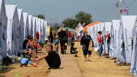 Gần 57.000 người Ukraine sống trong trại tị nạn Nga