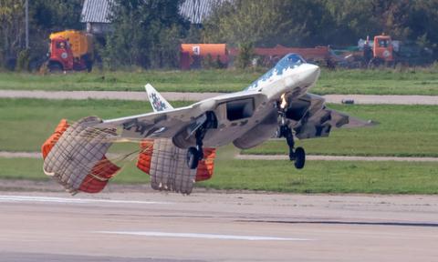 Tranh cãi màn hạ cánh không theo chuẩn của Su-57