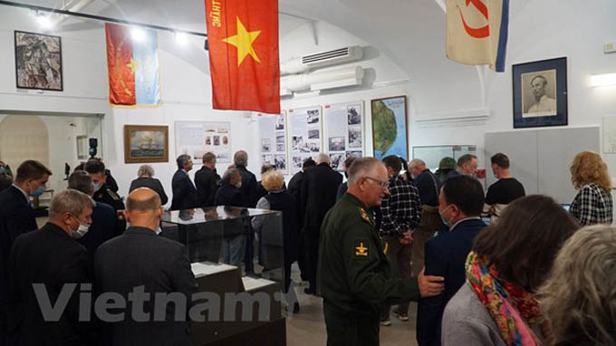 Ấn tượng triển lãm “Cam Ranh: Hợp tác quân sự Việt Nam-Liên bang Nga”