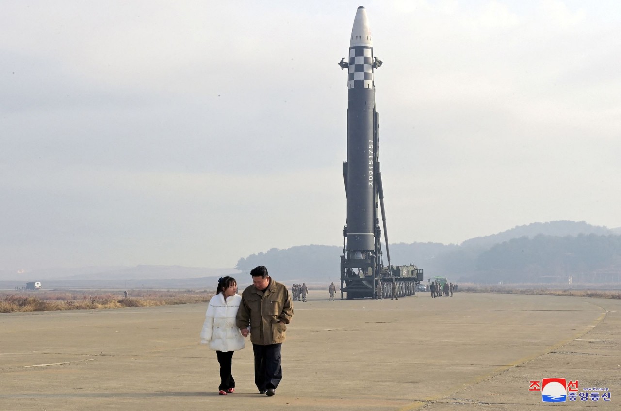 Vụ phóng tên lửa đạn đạo của Triều Tiên: Nhiều chi tiết mới không thể bỏ qua
