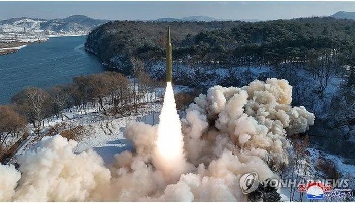 Vì sao Triều Tiên đẩy mạnh phát triển tên lửa siêu thanh?