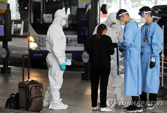 Cảnh sát Hàn Quốc truy tìm 3 người Việt đu dây trốn khỏi nơi cách ly COVID-19
