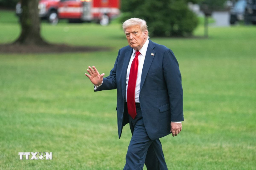 Tổng thống Donald Trump chuẩn bị ra tối hậu thư trước cuộc gặp Tổng thống Nga