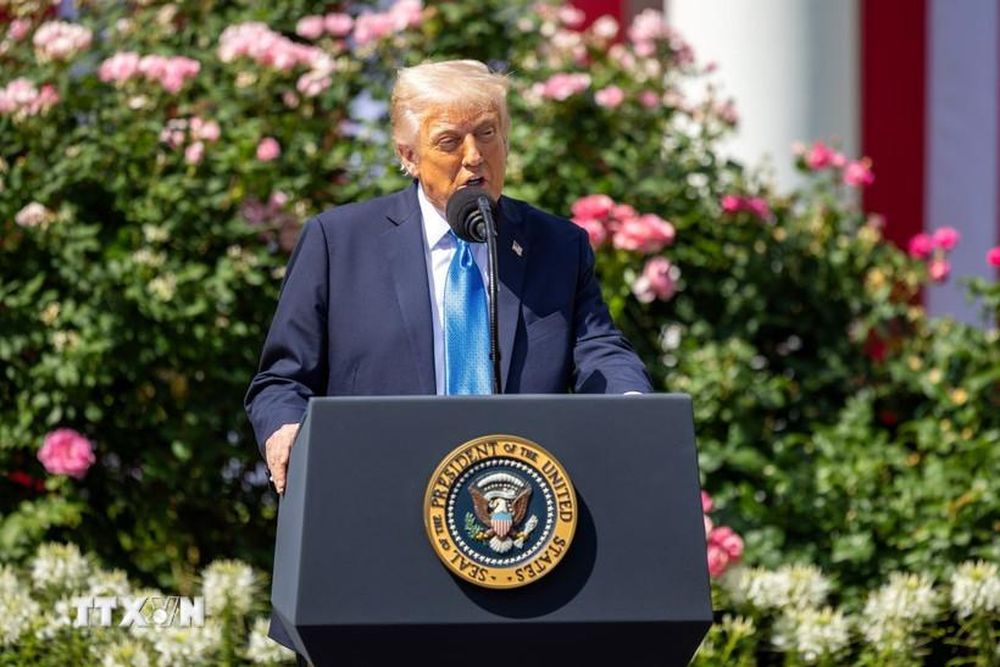 Mỹ điều 2 tàu ngầm hạt nhân đến khu vực gần Nga