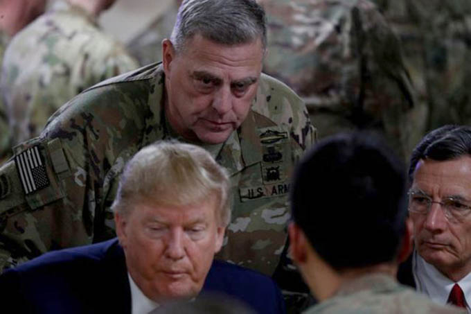 Mối quan hệ dần nhạt phai giữa Tổng thống Trump và các tướng quân đội