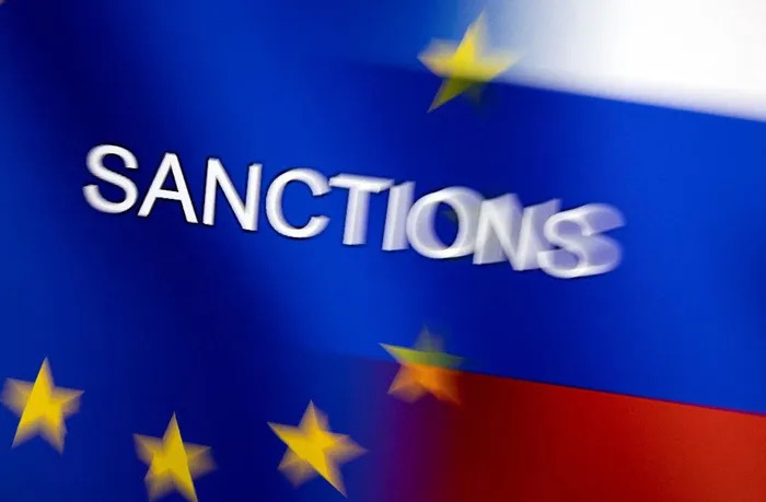 Động thái mới của Moscow với EU; Mỹ trừng phạt ngành công nghệ Nga