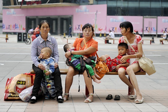 Phụ nữ Trung Quốc vẫn ám ảnh phải sinh con trai