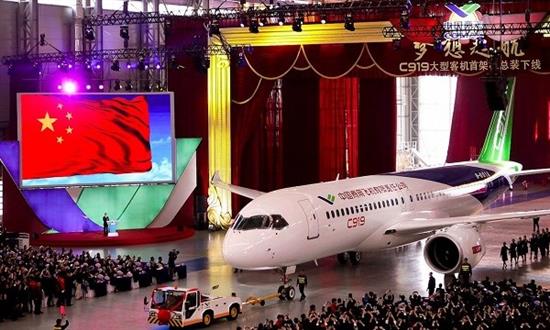 Trung Quốc chính thức ra mắt máy bay thương mại đầu tiên