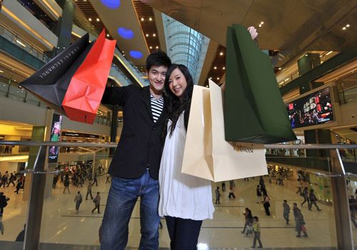 Trung Quốc “giáng búa” xuống quả bom hàng hiệu xách tay 16 tỷ USD