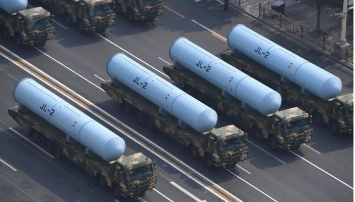 Trung Quốc cam kết không tấn công hạt nhân phủ đầu