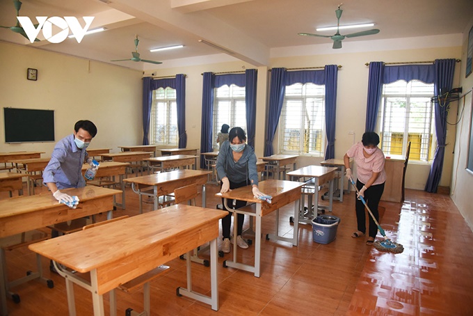 Trường học tại Hà Nội gấp rút chuẩn bị đón học sinh trở lại từ đầu tuần sau