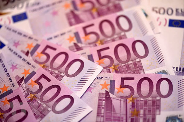 EU hạ dự báo tăng trưởng khu vực đồng euro năm 2019
