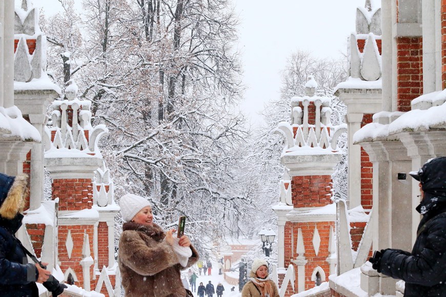 [Photo] Người dân Moskva lạc vào câu chuyện cổ tích đầy tuyết