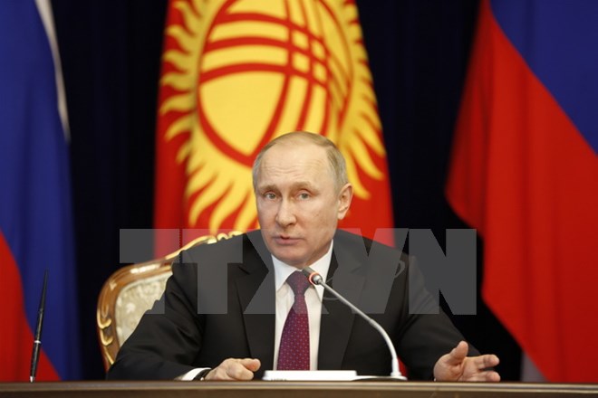 Tổng thống Nga Vladimir Putin bất ngờ cách chức 10 tướng lĩnh
