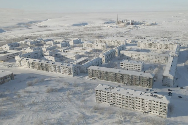 Tuyết bao phủ thị trấn ma ở Nga dưới giá lạnh âm độ