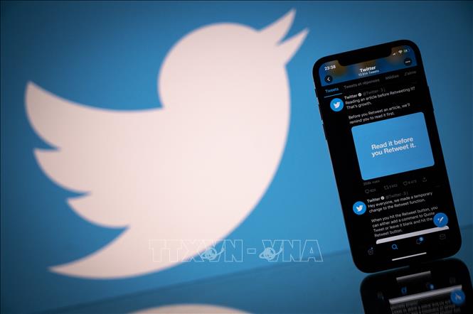 Nga cảnh báo tạm khóa Twitter nếu không xóa các nội dung bị cấm