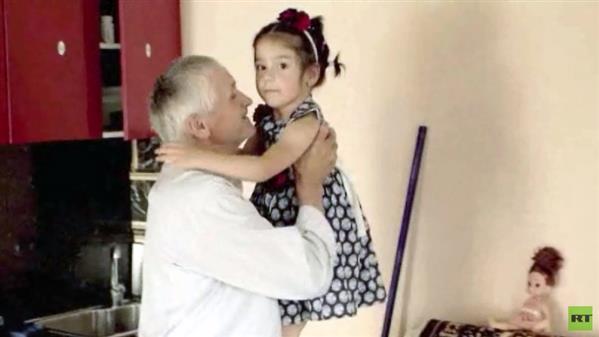 Tiết lộ bất ngờ về hai bé gái Nga thoát khỏi địa ngục IS