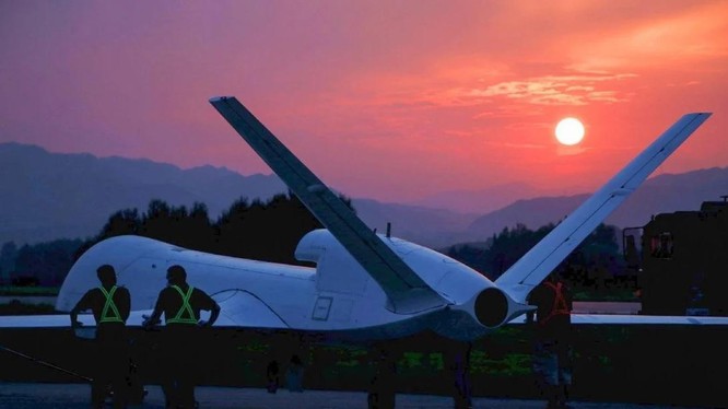 Học giả Trung Quốc khuyến khích dùng Drone bảo vệ các vùng biển tranh chấp