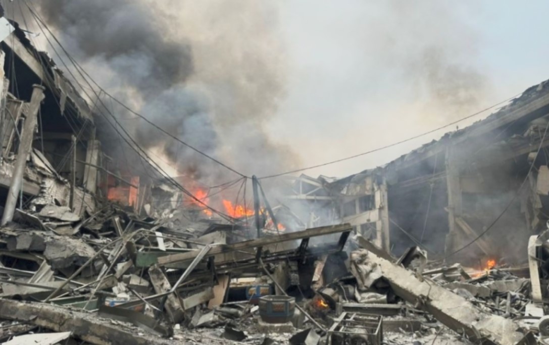 Hạ tầng công nghiệp Ukraine hứng tên lửa Nga