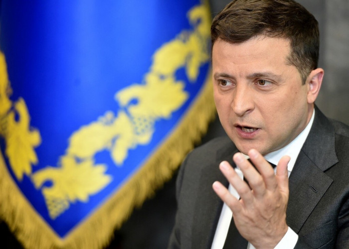 Tổng thống Ukraine ký sắc lệnh trừng phạt các công ty Nga