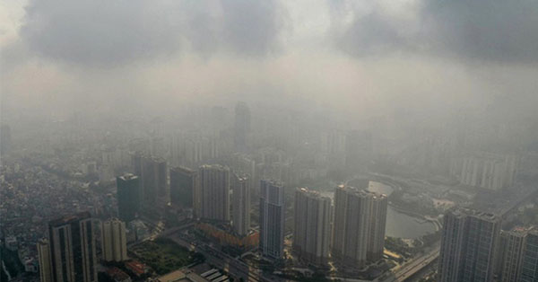 Ô nhiễm không khí Hà Nội đạt đỉnh mới, tiệm cận mức nguy hại