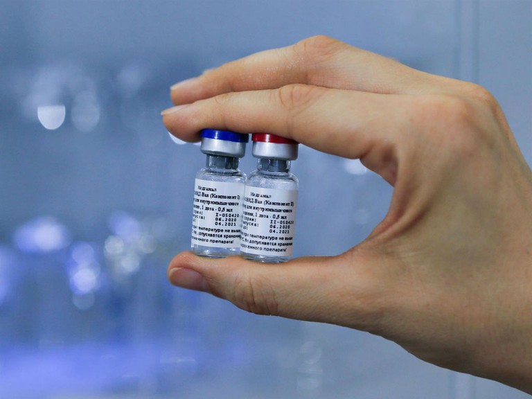 Nga: Phản ứng tiêu cực của phương Tây với vaccine Sputnik V là dễ đoán