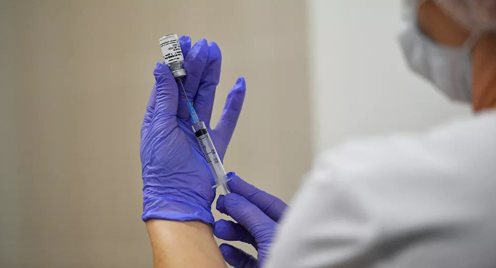 Bác sĩ nói về cách chuẩn bị trước khi tiêm vắc xin phòng coronavirus