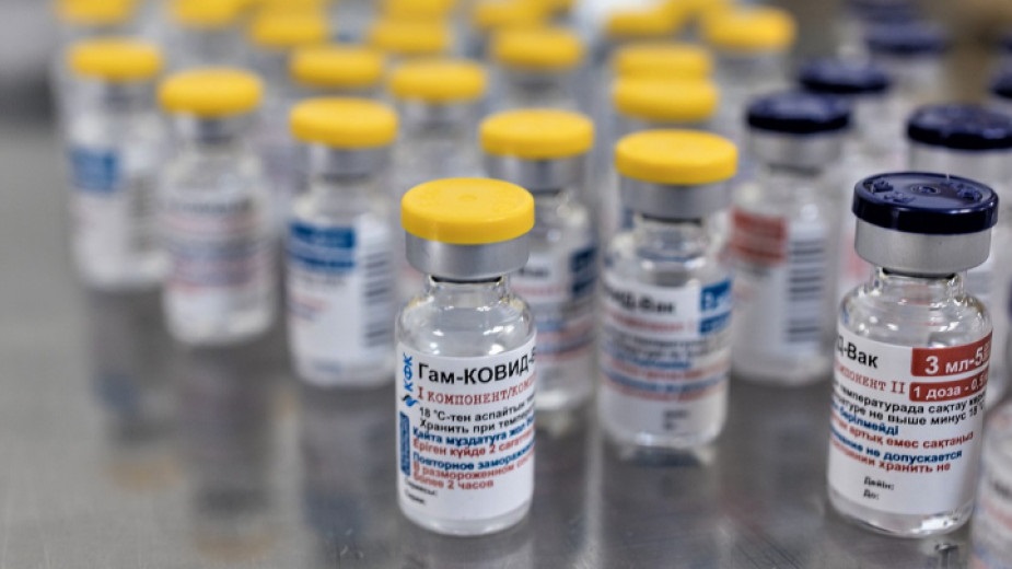 Nga thông báo vaccine thứ hai đạt hiệu quả tuyệt đối