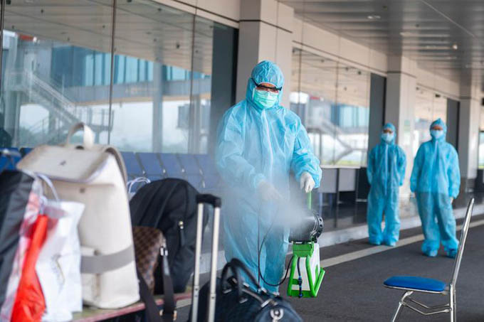 Sân bay Vân Đồn đón hơn 300 khách 'hộ chiếu vaccine'