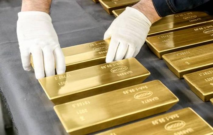 G7 cấm nhập khẩu vàng Nga