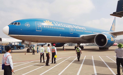 'Ông lớn' lên sàn