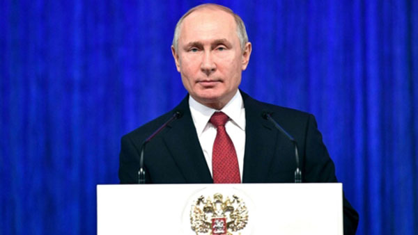 Tỷ lệ ủng hộ Tổng thống Nga Putin bất ngờ tăng cao