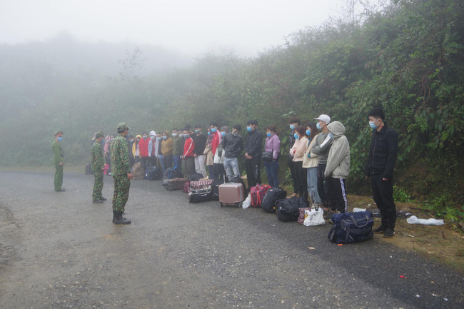 Bắt giữ 35 người nhập cảnh trái phép vào Việt Nam